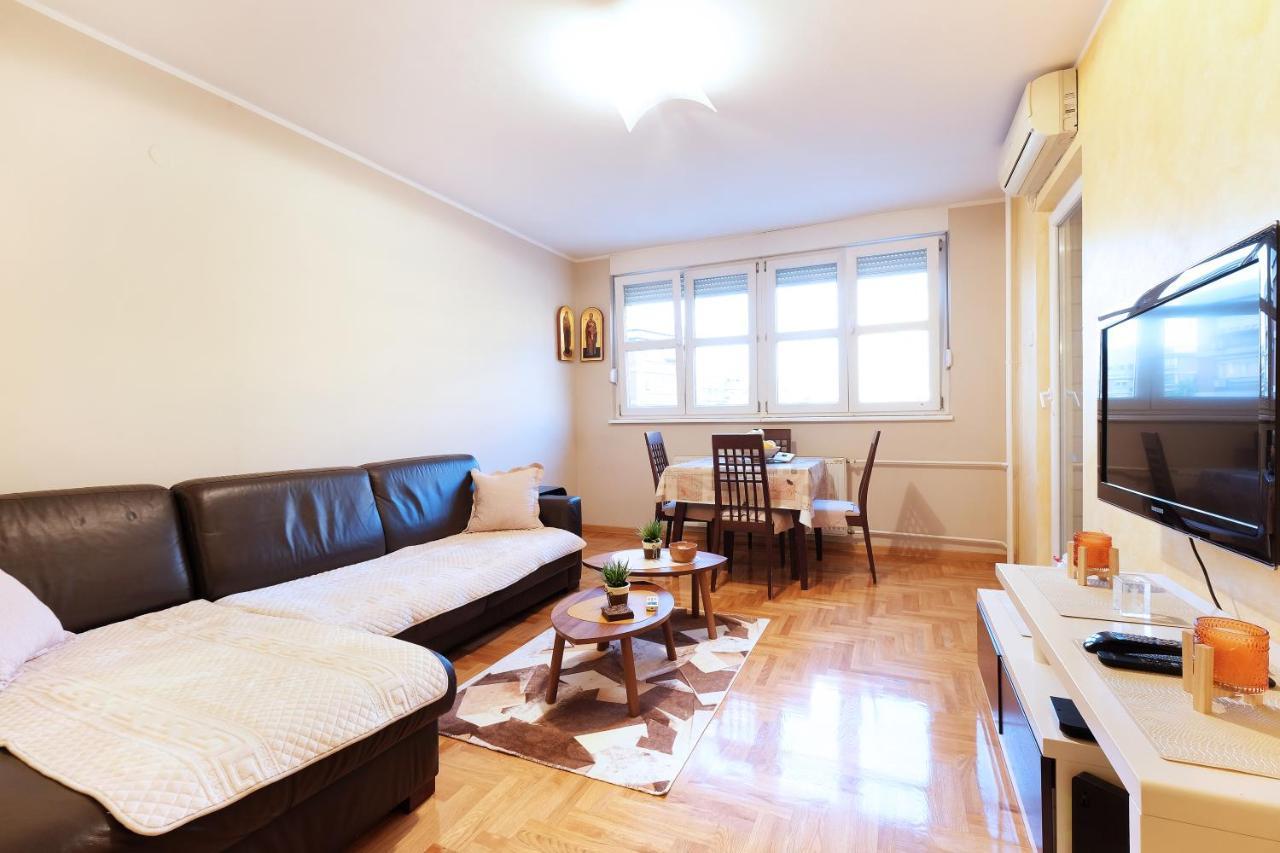 Sky City View Apartment & Big Terrace Belgrad Exterior foto